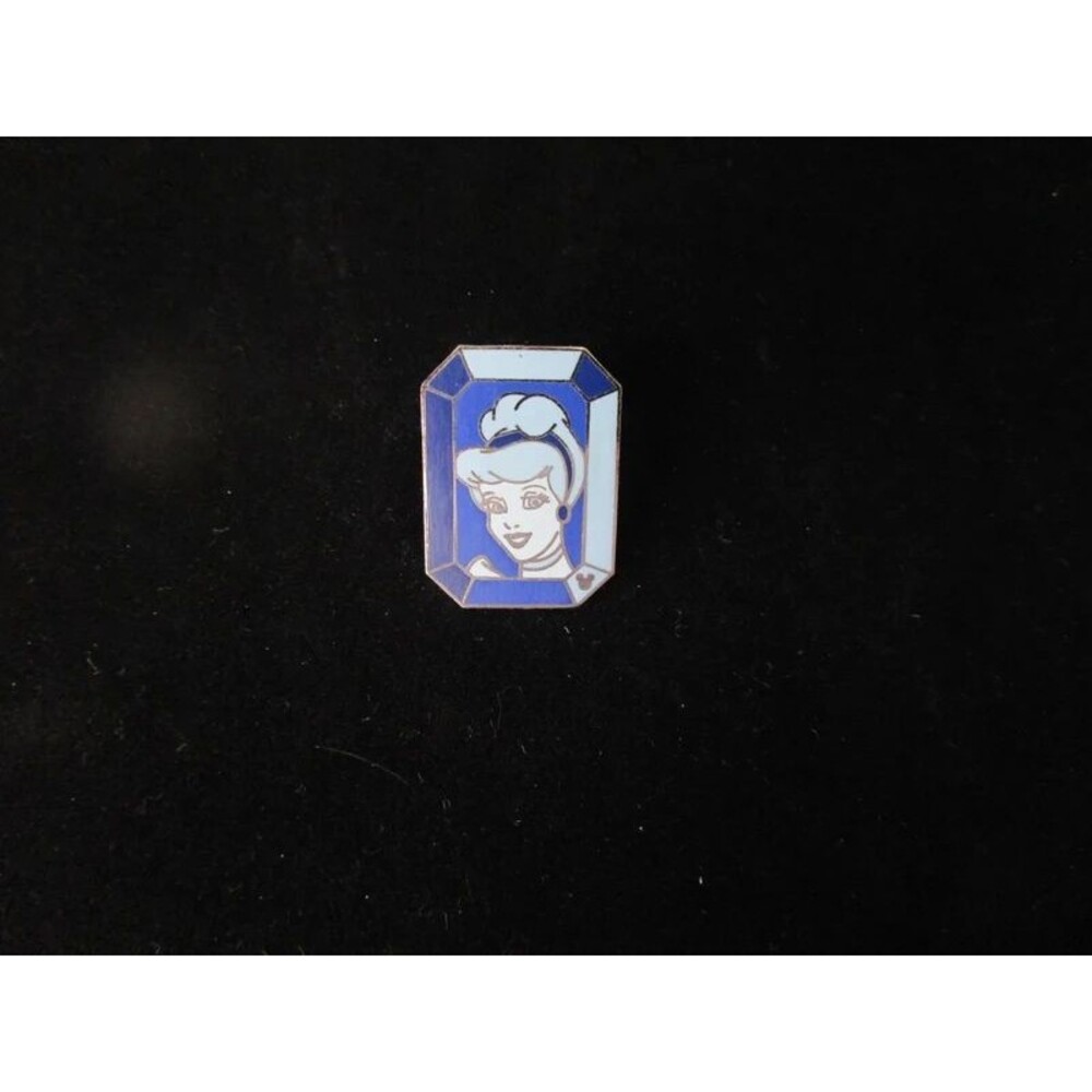 Disney Cinderella Hidden Mickey Princess Gems Pin 2008